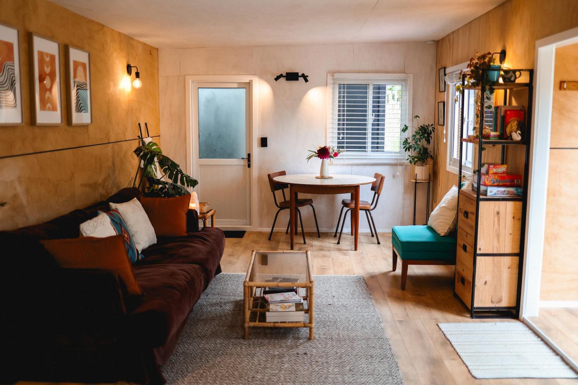 Kaitake Kabana - Unique, Off-Grid, Studio Retreat Oakura Exterior photo